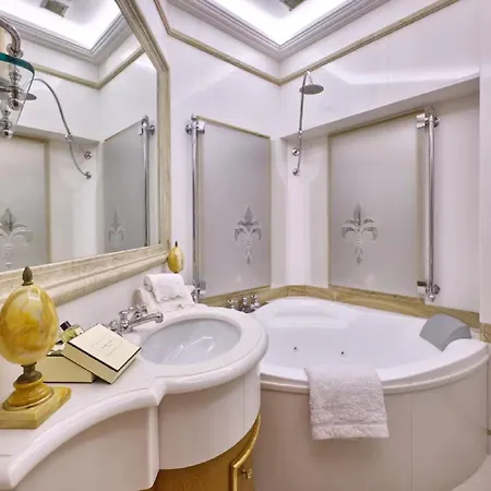 Penthouse For 6 People In Centre Of * Roma